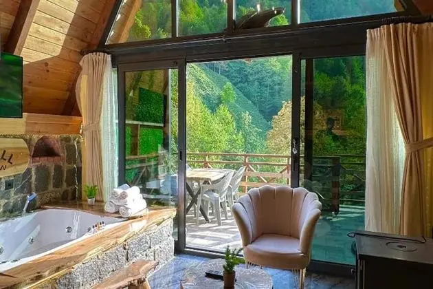 Waterfall Bungalow 103