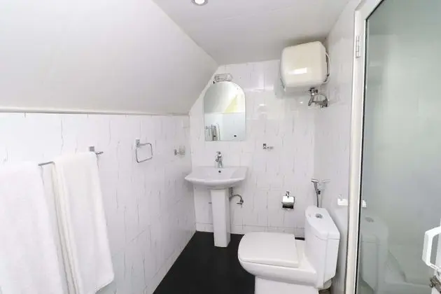 Superior Üç Kişilik Oda, Nehir Manzaralı, Yamaçta