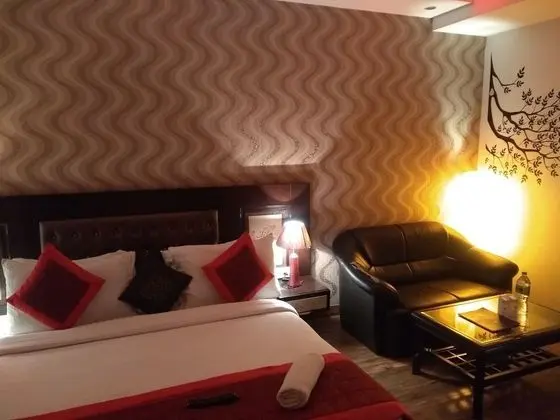 Luxury Tek Büyük Yataklı Oda