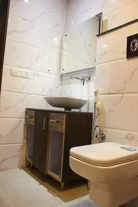 Premium Tek Büyük Yataklı Oda