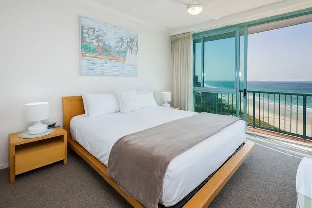 Deluxe Apart Daire, 2 Yatak Odası, Okyanus Manzaralı, Denize Sıfır (1 Night Ocean View)