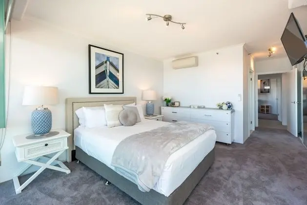 Deluxe Apart Daire, 2 Yatak Odası, Okyanus Manzaralı, Denize Sıfır (1 Night Ocean View)