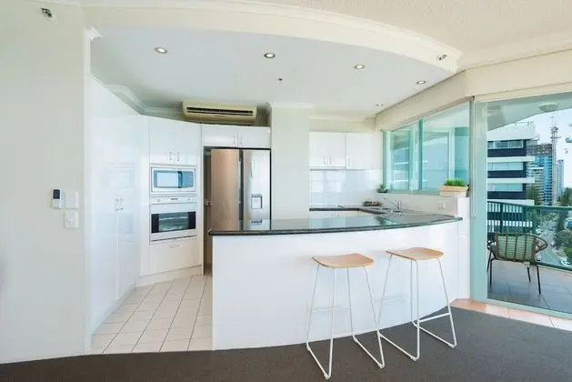 Deluxe Apart Daire, 2 Yatak Odası, Okyanus Manzaralı, Denize Sıfır (1 Night Ocean View)