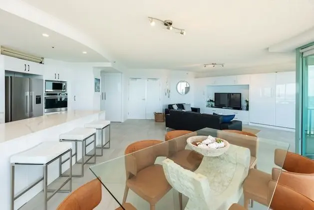 Deluxe Apart Daire, 2 Yatak Odası, Okyanus Manzaralı, Denize Sıfır (1 Night Ocean View)