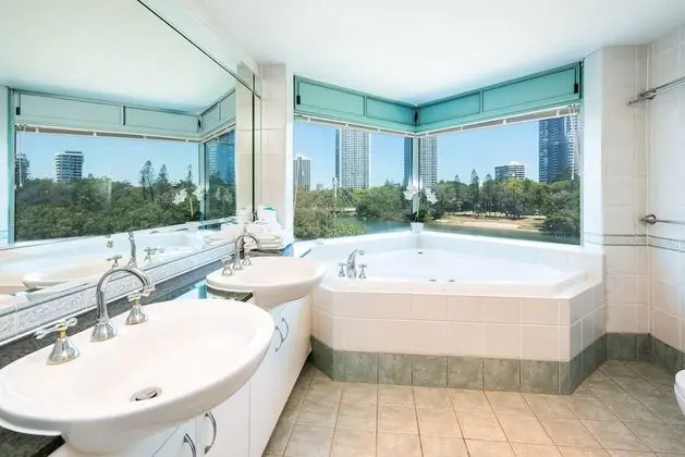 Deluxe Apart Daire, 2 Yatak Odası, Okyanus Manzaralı, Denize Sıfır (1 Night Ocean View)