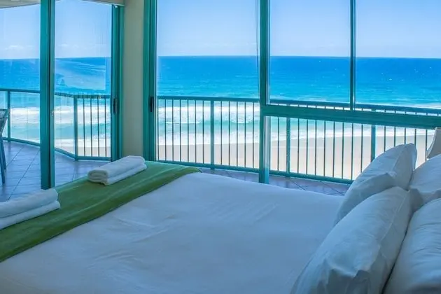 Deluxe Apart Daire, 2 Yatak Odası, Okyanus Manzaralı, Denize Sıfır (1 Night Ocean View)