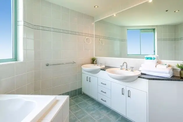 Superior Çatı Katı Süiti (Penthouse), 3 Yatak Odası, Sigara İçilmez, Okyanus Manzaralı (Skyhome)