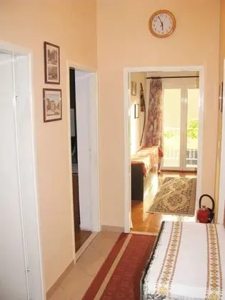 Ev, 2 Büyük (Queen) Boy Yatak