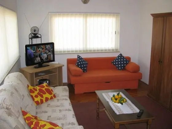 Ev, 2 Büyük (Queen) Boy Yatak