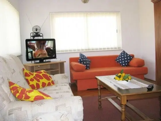 Ev, 2 Büyük (Queen) Boy Yatak