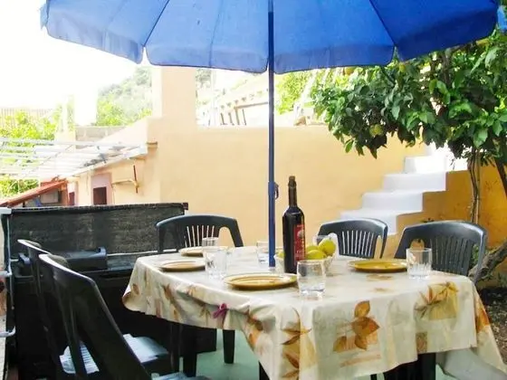 Ev, 2 Büyük (Queen) Boy Yatak