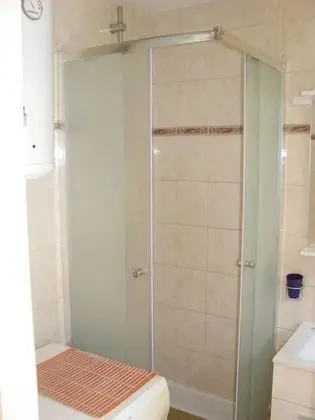 Ev, 2 Büyük (Queen) Boy Yatak