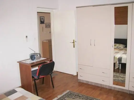 Ev, 2 Büyük (Queen) Boy Yatak