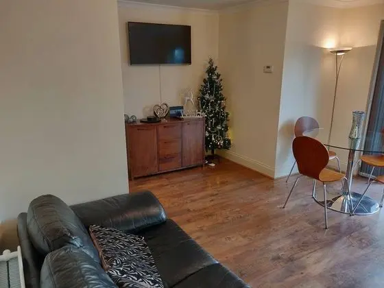 Apart Daire, 2 Yatak Odası, Balkon