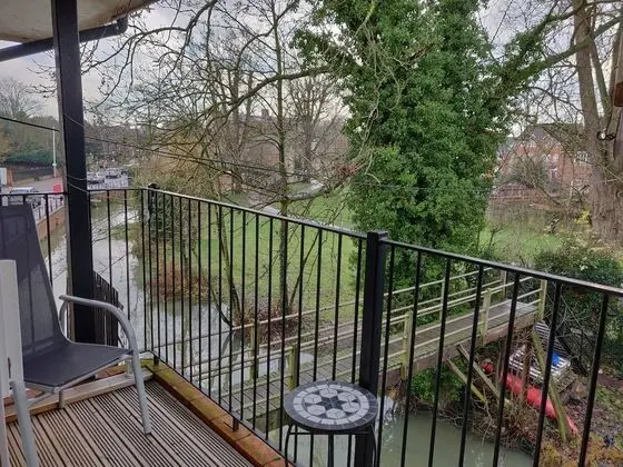 Apart Daire, 2 Yatak Odası, Balkon