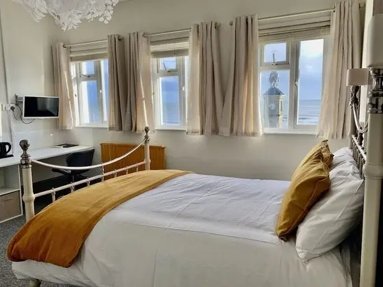 Standard Tek Büyük Yataklı Oda, Deniz Manzaralı (Room 10)