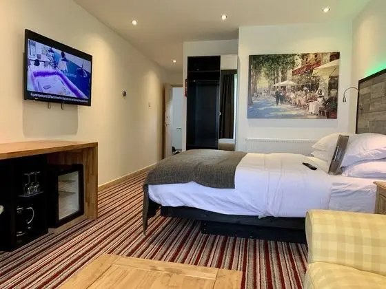 Deluxe Oda, 1 En Büyük (King) Boy Yatak, Balkon, Göl Manzaralı