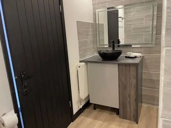 Premium Süit, 2 Yatak Odası, Sıcak Su Havuzu, Göl Manzaralı