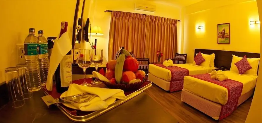 Deluxe Tek Büyük veya İki Ayrı Yataklı Oda, 1 Yatak Odası, Balkon, Göl Manzaralı