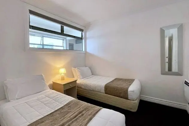 Standard Apart Daire, 2 Yatak Odası, 2 Banyolu, Göl Manzaralı
