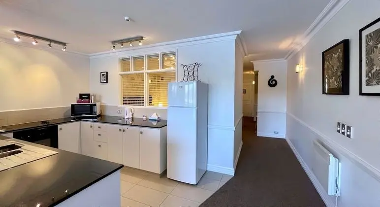 Standard Apart Daire, 2 Yatak Odası, Göl Manzaralı