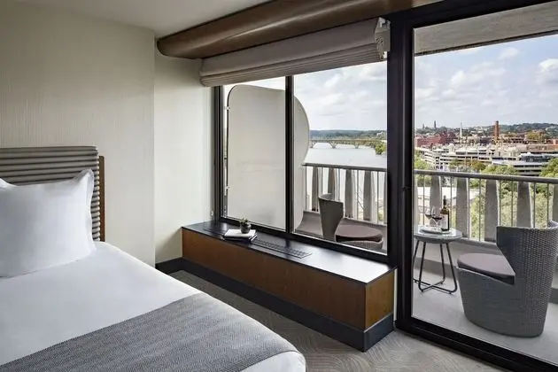 Premier Oda, 2 Çift Kişilik Yatak, Balkon, Nehir Manzaralı