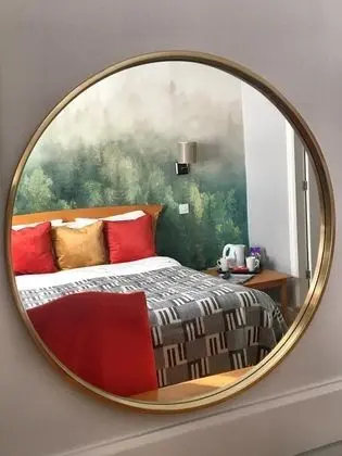 Tek Büyük Yataklı Oda (Hotel)