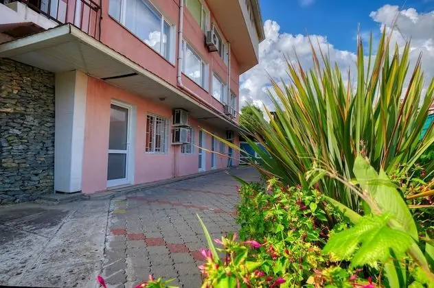 Family İki Ayrı Yataklı Oda, Avlu Manzaralı