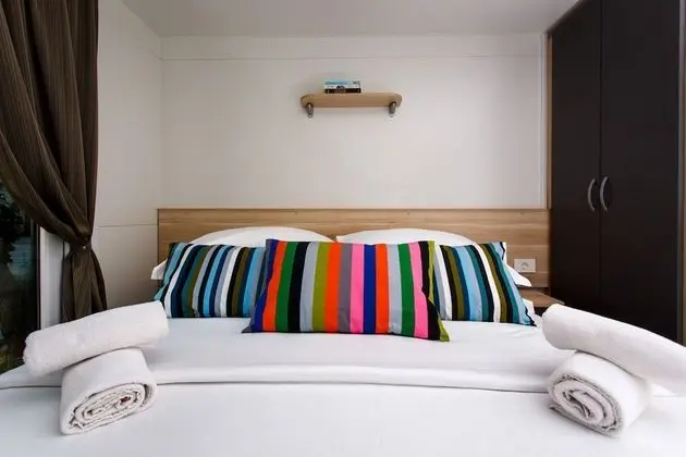 Karavan (Waterman Promotion)