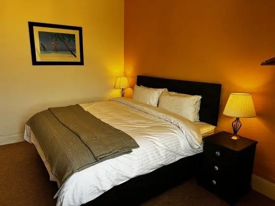 Superior İki Ayrı Yataklı Oda, Banyolu/Duşlu, Avlu Manzaralı (or Superior King)