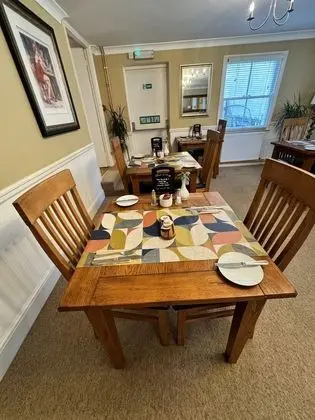 Superior İki Ayrı Yataklı Oda, Banyolu/Duşlu, Avlu Manzaralı (or Superior King)