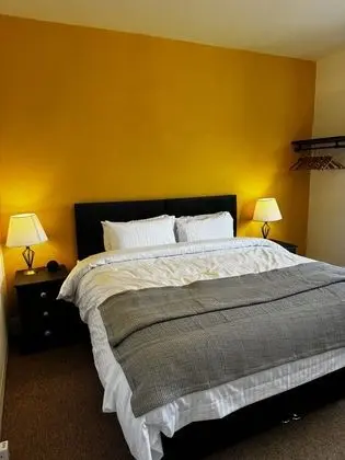 Superior Tek Büyük Yataklı Oda, Banyolu/Duşlu, Avlu Manzaralı (Double Ensuite)