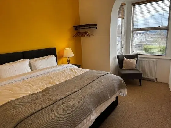 Superior Tek Büyük Yataklı Oda, Banyolu/Duşlu, Avlu Manzaralı (Double Ensuite)