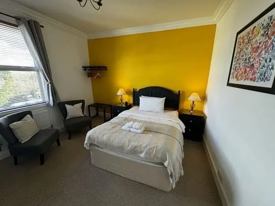 Superior Tek Büyük Yataklı Oda, Banyolu/Duşlu, Avlu Manzaralı (Double Ensuite)