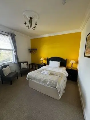 Superior Tek Büyük Yataklı Oda, Banyolu/Duşlu, Avlu Manzaralı (Double Ensuite)