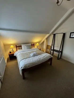 Superior Tek Büyük Yataklı Oda, Banyolu/Duşlu, Avlu Manzaralı (Double Ensuite)