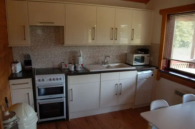 Dağ Evi, Banyolu/Duşlu (Kingfisher Lodge)