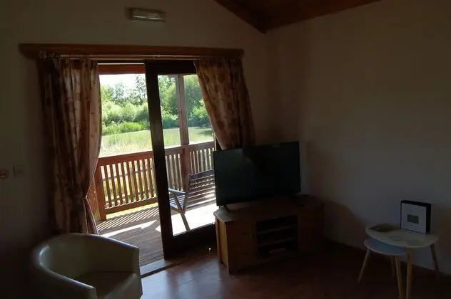 Dağ Evi, Banyolu/Duşlu (Kingfisher Lodge)