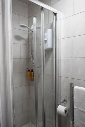 Ev, Banyolu/Duşlu