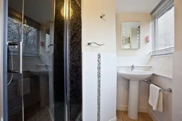Tek Büyük Yataklı Oda (Room 5)