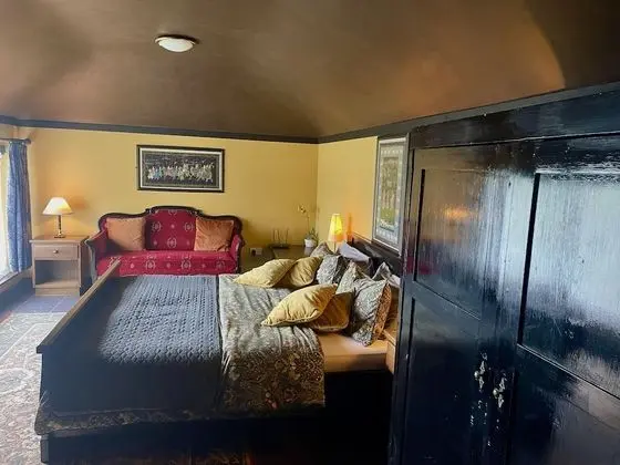 Comfort Tek Büyük Yataklı Oda