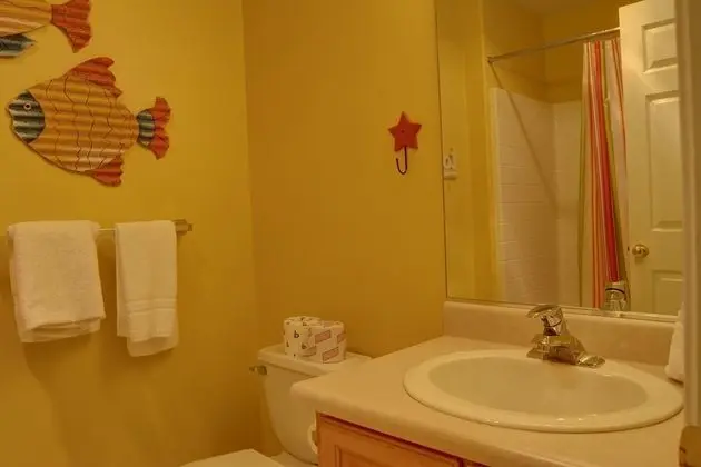 Daire, 1 En Büyük (King) Boy Yatak ve Çekyat (Waters Edge 312)