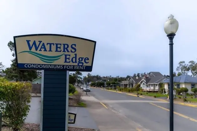 Daire, 1 Büyük (Queen) Boy Yatak ve Çekyat (Waters Edge 412)