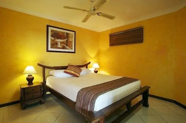 1 Bedroom High Floor Apartment with Balcony and Ocean View