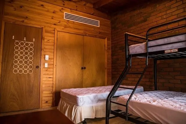 Ev (4 Bedrooms)