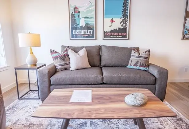 Signature Collection 1 Bedroom Queen Suite with Sofa Bed, Full Kitchen + Harbour View