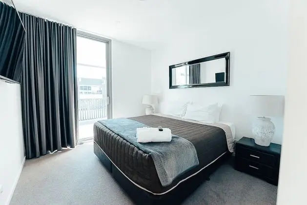 Premium Apart Daire (Executive Retreat with Water Views)