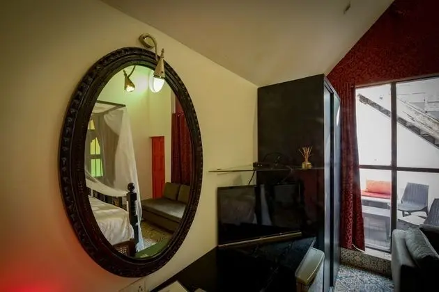 Design Süit, Sigara İçilebilir