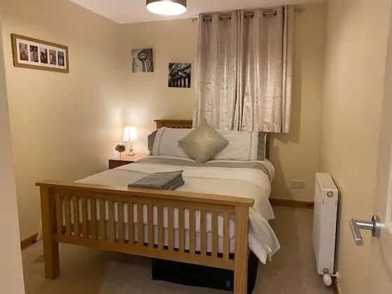 Apart Daire, Banyolu/Duşlu (Riverside Apartments)