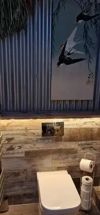 Superior Tek Büyük Yataklı Oda, Banyolu/Duşlu, Kanal Manzaralı (The Duke)
